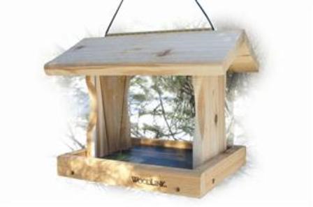 Woodlink Premier Cedar Feeder