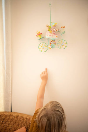 L'Oiseau Bateau - Pink Triplette Cake Mobile for Kids - Decoration