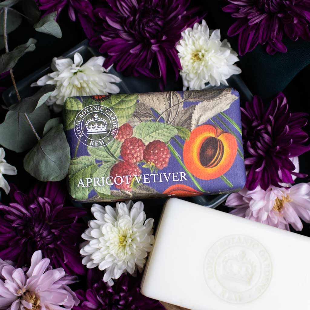 English Soap Co. Apricot and Vetiver Bar