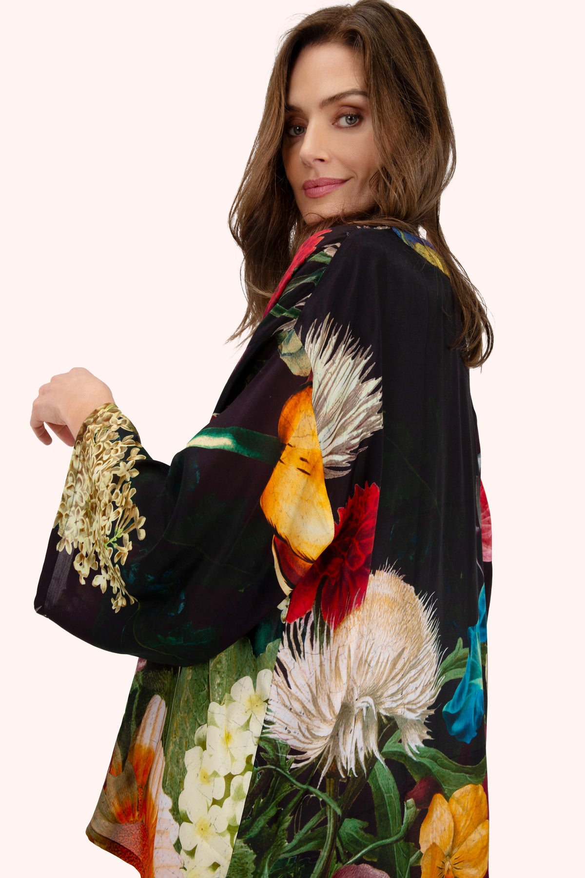 Midnight Posy Short Kimono