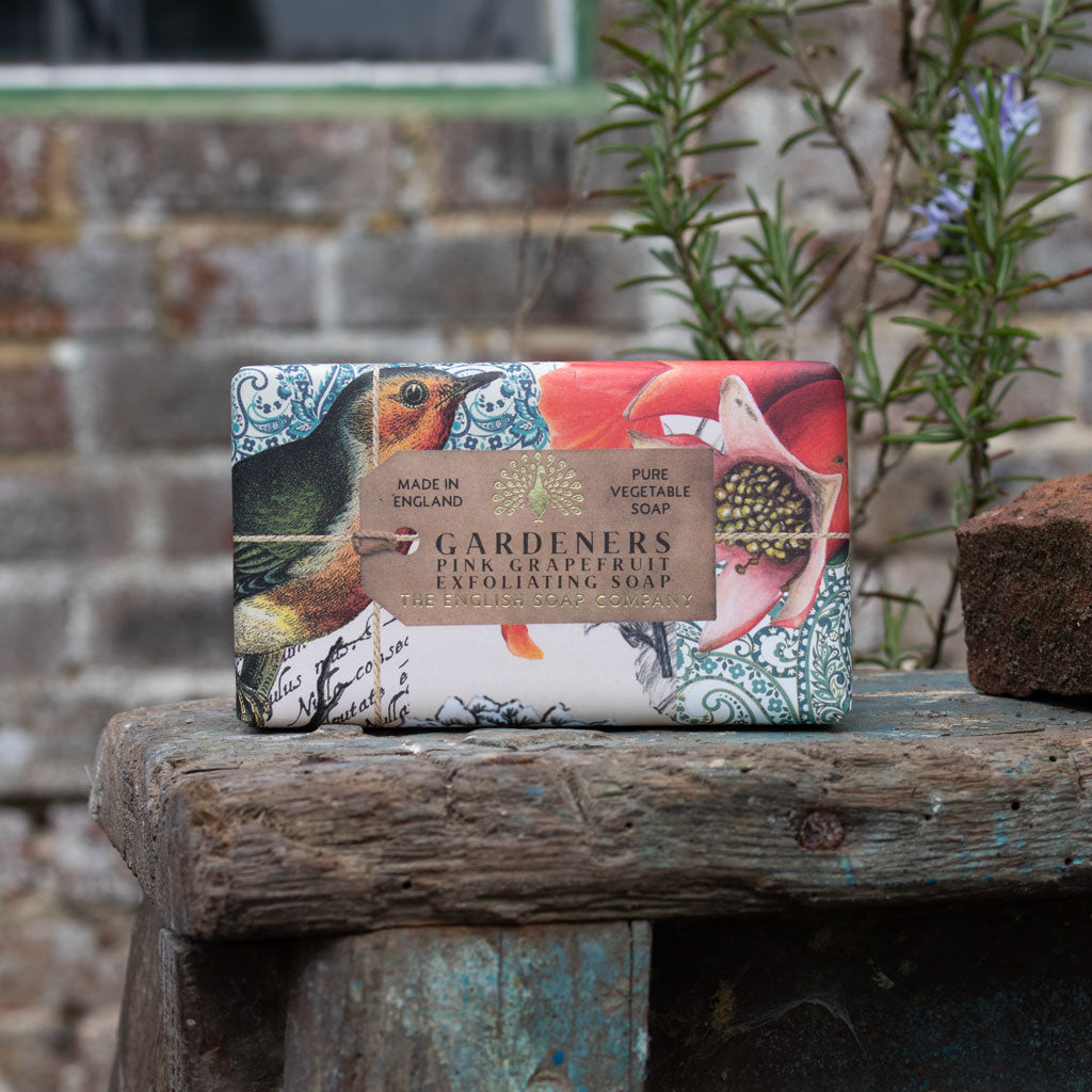 Gardeners Grapefruit Exfoliating Soap Bar