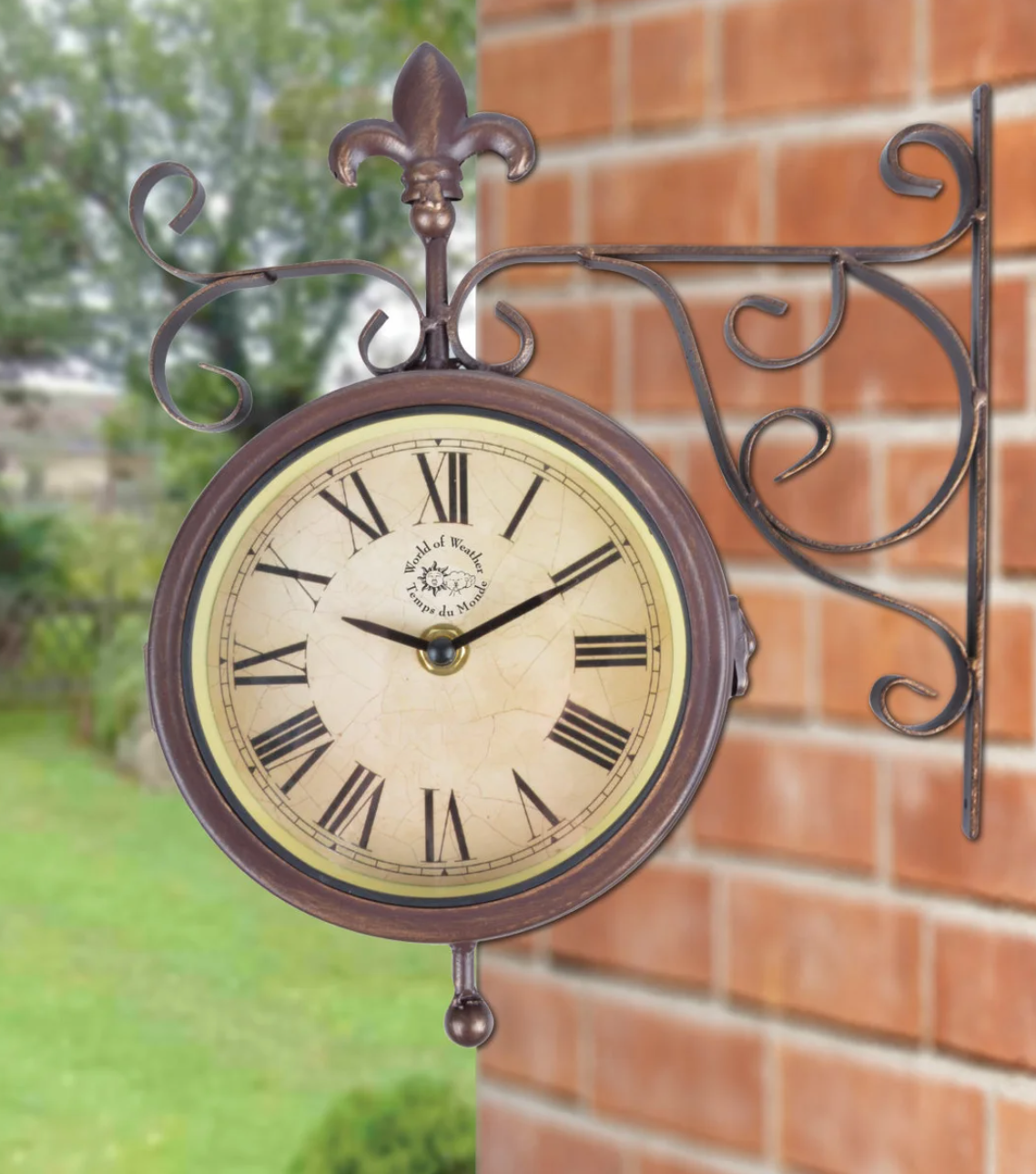 Outdoor wall clock + thermometer