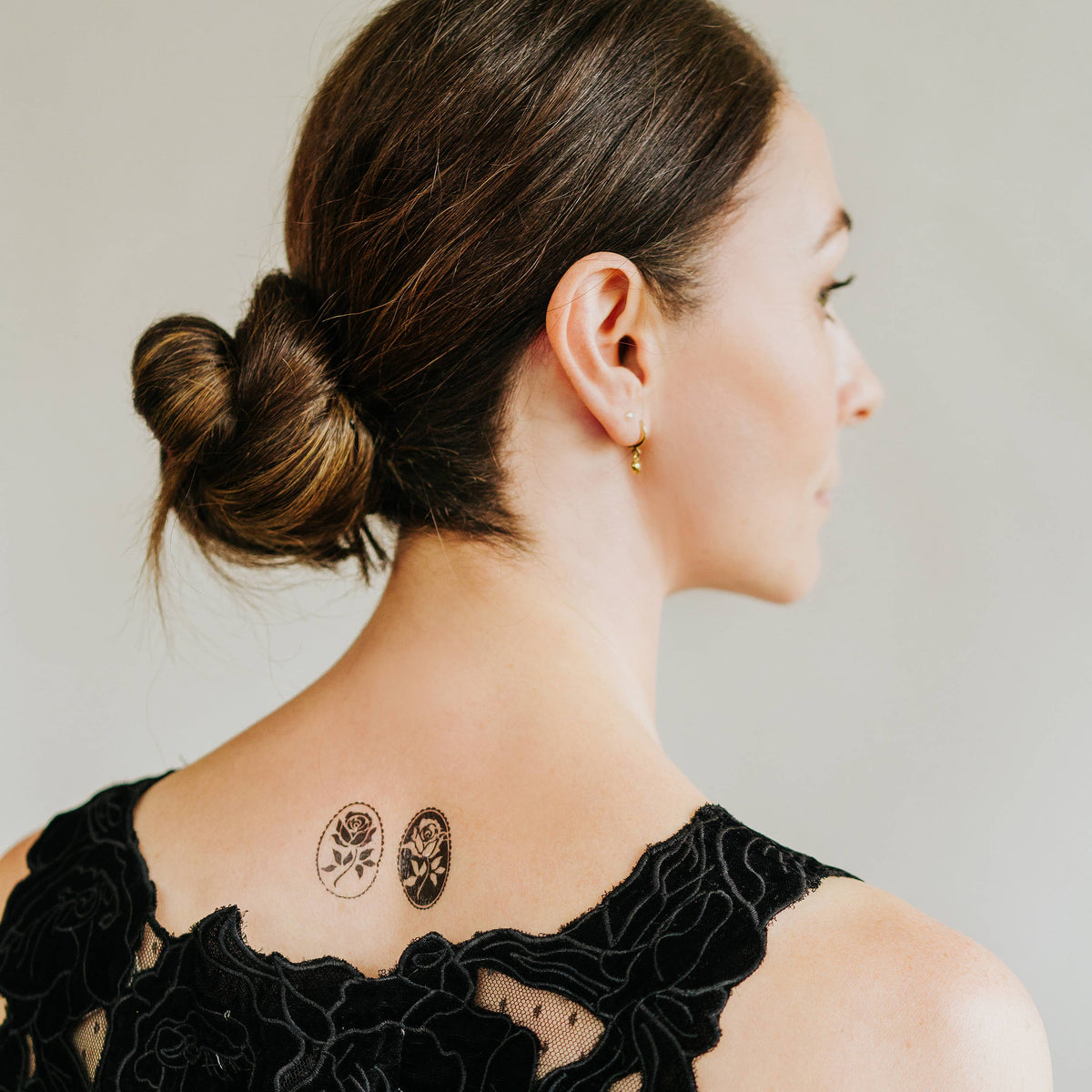 Tattly - Floral Cameos Tattoo Pair