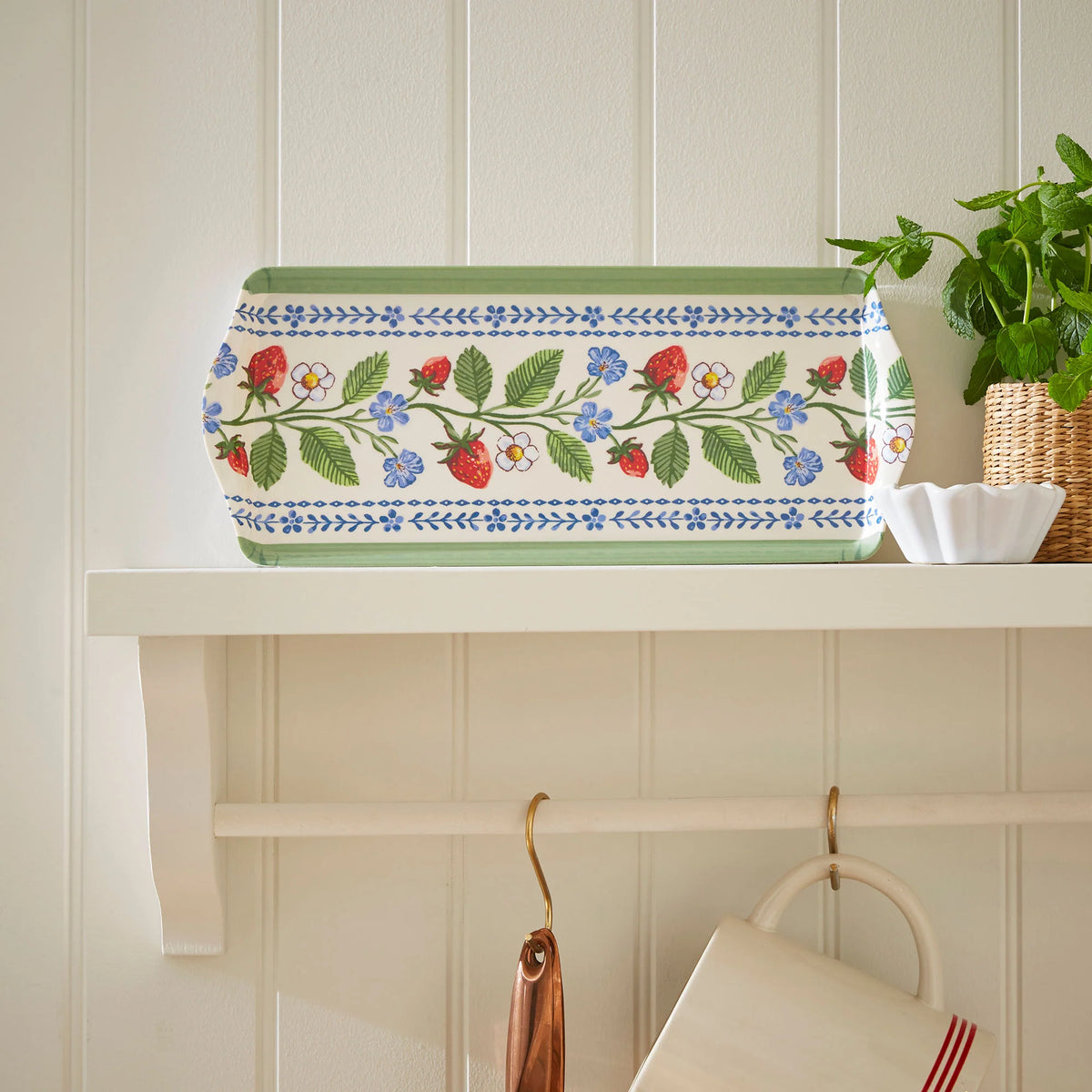 Ulster Weavers - Strawberry Patch Small Serving Tray