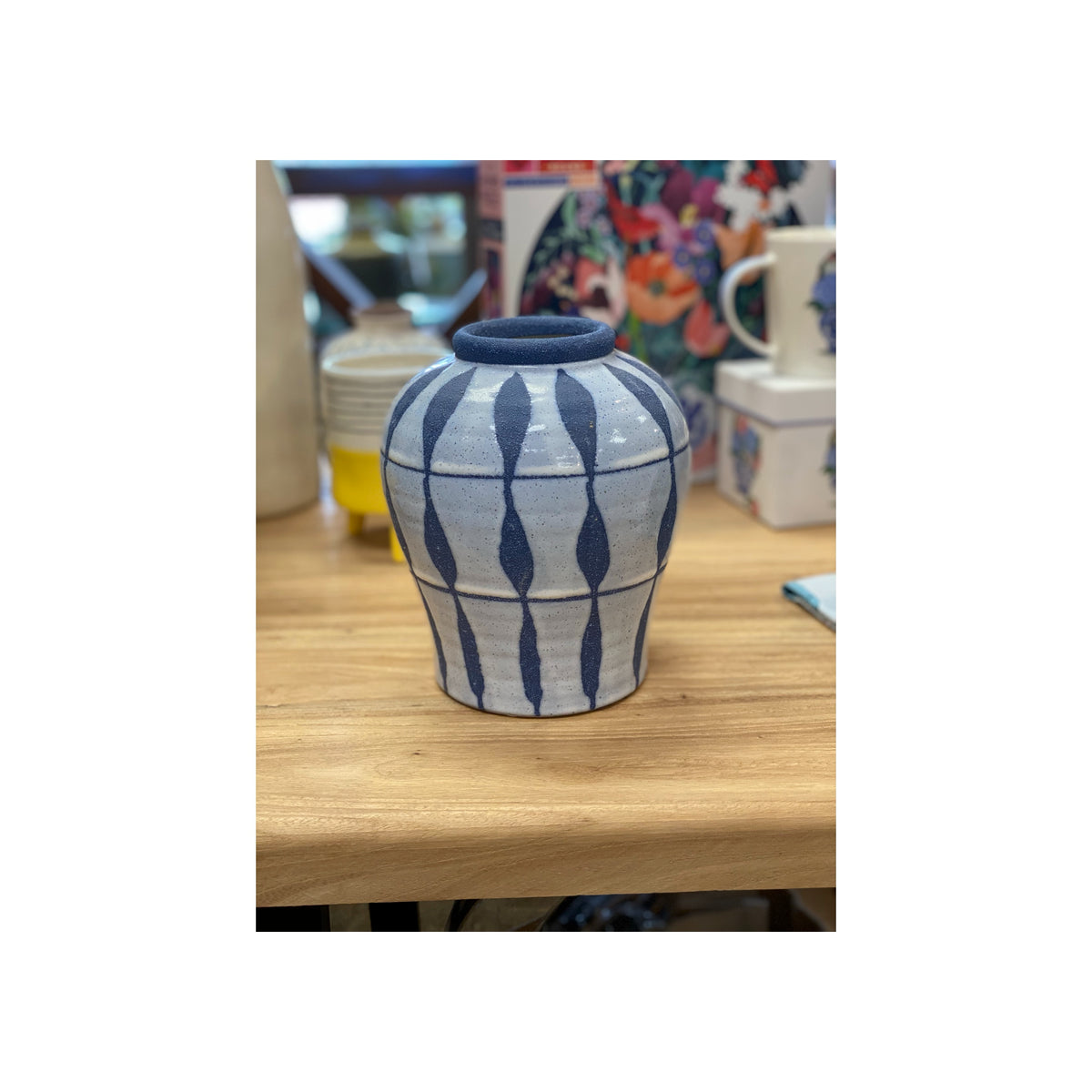 Two Tone Blue Textured Pot